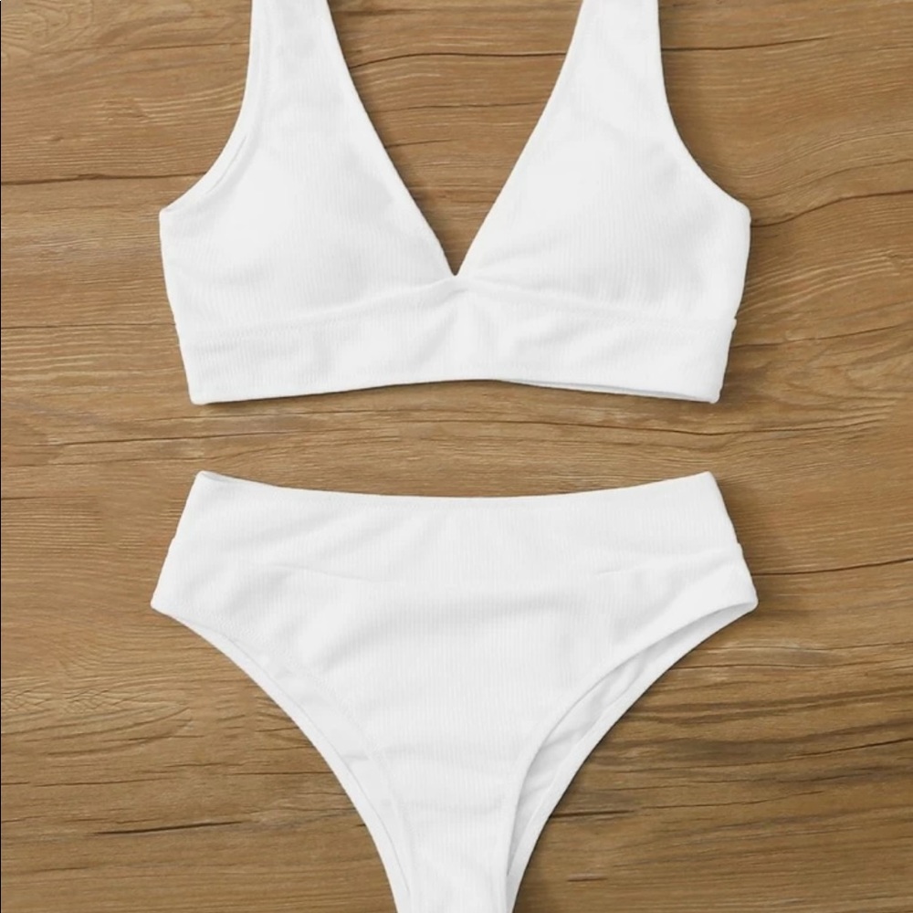 WHITE RIBBED BIKINI